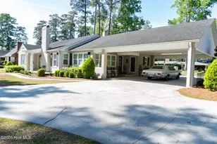 202 Pine St, Whiteville, NC 28472 - Photo 9