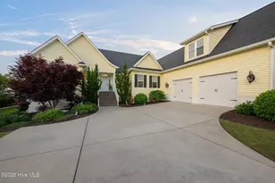 405 Neuse Harbour Blvd, New Bern, NC 28560 - Photo 3