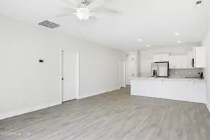 219 Sandpiper Pl, Holly Ridge, NC 28445 - Photo 7