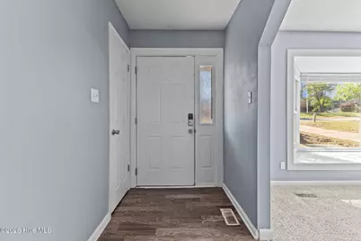 5308 Foxfire Road, Fayetteville, NC 28303 - Photo 7