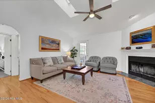 1910 Erin Ct, Wilmington, NC 28403 - Photo 5
