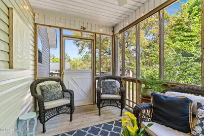128 NE 36th Street, Oak Island, NC 28465 - Photo 5