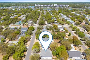 128 NE 36th St, Oak Island, NC 28465 - Photo 3