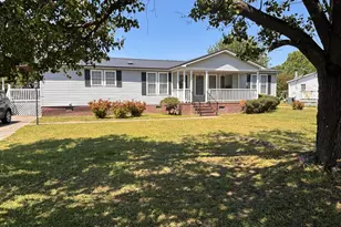 113 Valley View Dr, Goldsboro, NC 27534 - Photo 1