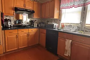 113 Valley View Dr, Goldsboro, NC 27534 - Photo 9