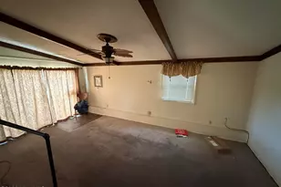303 Sycamore Dr, Beaufort, NC 28516 - Photo 7