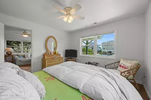 1625 S Shore Dr, Surf City, NC 28445 - Photo 19