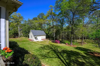 1996 Hoods Creek Drive, New Bern, NC 28562 - Photo 33