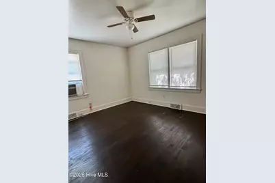 607 E 4th Street, Greenville, NC 27858 - Photo 5