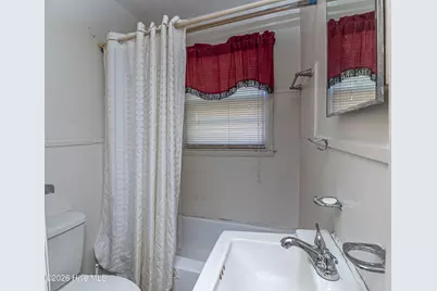 103 Springhill Street, La Grange, NC 28551 - Photo 11