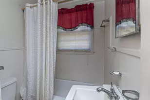 103 Springhill St, La Grange, NC 28551 - Photo 11