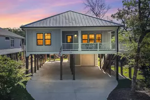 110 SE 14th St, Oak Island, NC 28465 - Photo 1