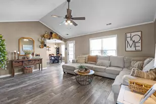 108 High Cottage Ln, Richlands, NC 28574 - Photo 5