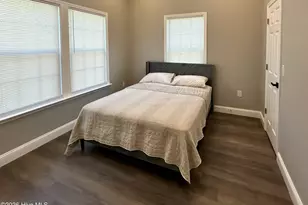 306 Martin Luther King Junior Dr, Smithfield, NC 27577 - Photo 13