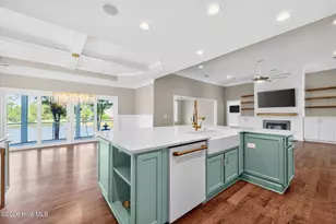 6366 Havencrest Dr SW, Ocean Isle Beach, NC 28469 - Photo 23