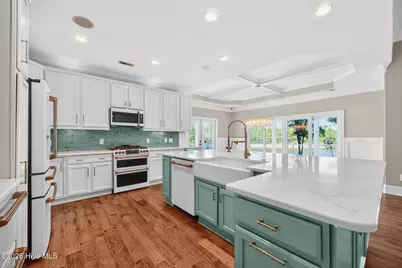 6366 Havencrest Drive SW, Ocean Isle Beach, NC 28469 - Photo 17