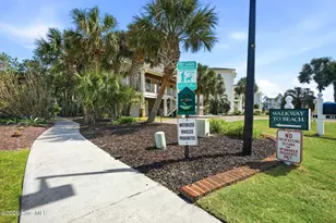 400 Virginia Ave, Carolina Beach, NC 28428 - Photo 5