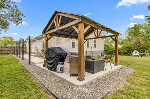 148 Plow Point Ln, Jacksonville, NC 28546 - Photo 35