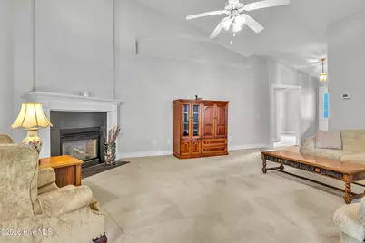 211 Waters Point Court, Wilmington, NC 28412 - Photo 9