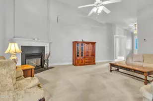 211 Waters Point Ct, Wilmington, NC 28412 - Photo 9