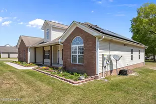 200 E Howard Dr, Jacksonville, NC 28540 - Photo 3