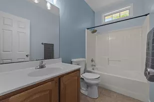 200 E Howard Dr, Jacksonville, NC 28540 - Photo 31