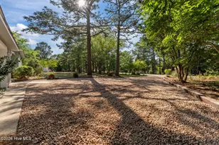 106 Juniper Ct, West End, NC 27376 - Photo 7