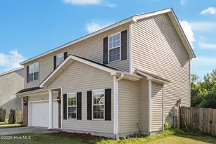 202 Bonanza Dr, Richlands, NC 28574 - Photo 3