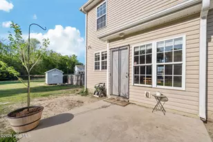 202 Bonanza Dr, Richlands, NC 28574 - Photo 9