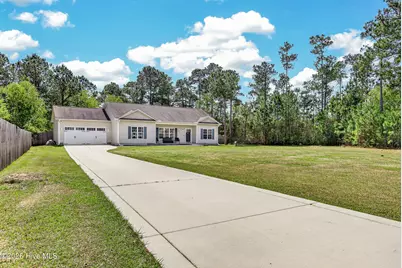 112 Lilac Lane, Richlands, NC 28574 - Photo 3