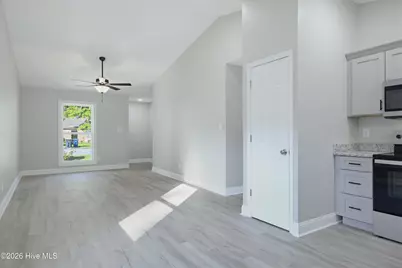 213 Village Drive, Jacksonville, NC 28546 - Photo 7