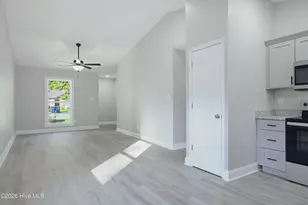 213 Village Dr, Jacksonville, NC 28546 - Photo 7