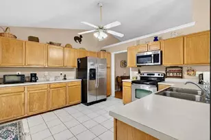 904 Huff Dr, Jacksonville, NC 28546 - Photo 7