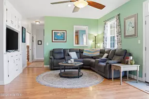184 S Currituck Rd, Currituck, NC 27929 - Photo 7