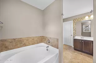 211 Wedgefield Cir, Maple Hill, NC 28454 - Photo 25
