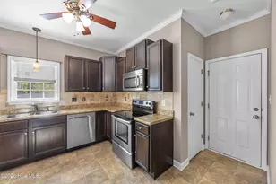 211 Wedgefield Cir, Maple Hill, NC 28454 - Photo 13