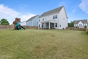 907 W Arboria Dr, Hampstead, NC 28443 - Photo 5