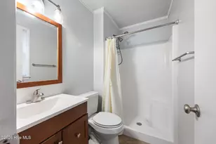 302 W 3rd Ave, Raeford, NC 28376 - Photo 19