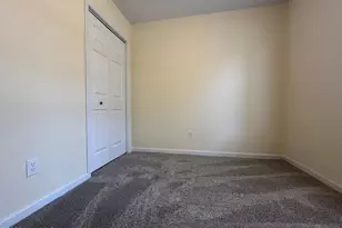 907 N Sycamore St, Aberdeen, NC 28315 - Photo 11