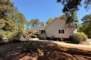 109 Sweetbriar Ct, Seven Lakes, NC 27376 - Photo 3