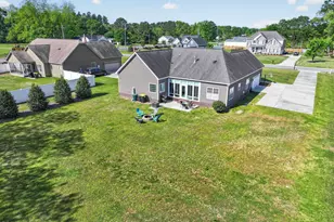 1087 Brandy Brook Dr, Greenville, NC 27858 - Photo 5