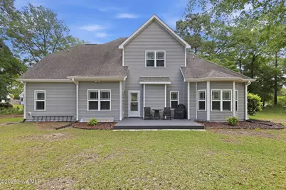 411 Ardan Oaks Circle, Cape Carteret, NC 28584 - Photo 9