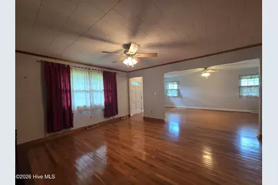 1221 Crescent Drive, Elizabeth City, NC 27909 - Photo 9