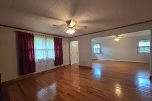 1221 Crescent Dr, Elizabeth City, NC 27909 - Photo 9