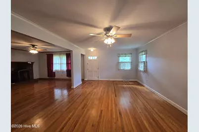 1221 Crescent Drive, Elizabeth City, NC 27909 - Photo 7