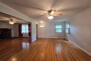 1221 Crescent Dr, Elizabeth City, NC 27909 - Photo 7