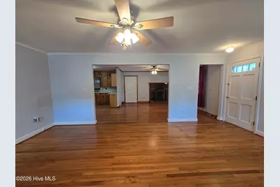 1221 Crescent Drive, Elizabeth City, NC 27909 - Photo 5