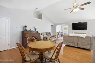 100 Mulberry Cir, Hampstead, NC 28443 - Photo 7