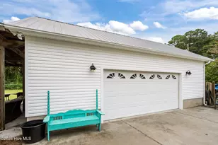233 Belgrade-Swansboro Rd, Stella, NC 28582 - Photo 11