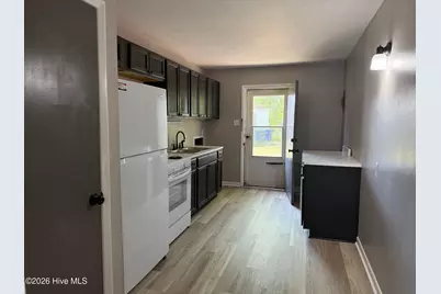 312 Roosevelt Road #B, Jacksonville, NC 28540 - Photo 3